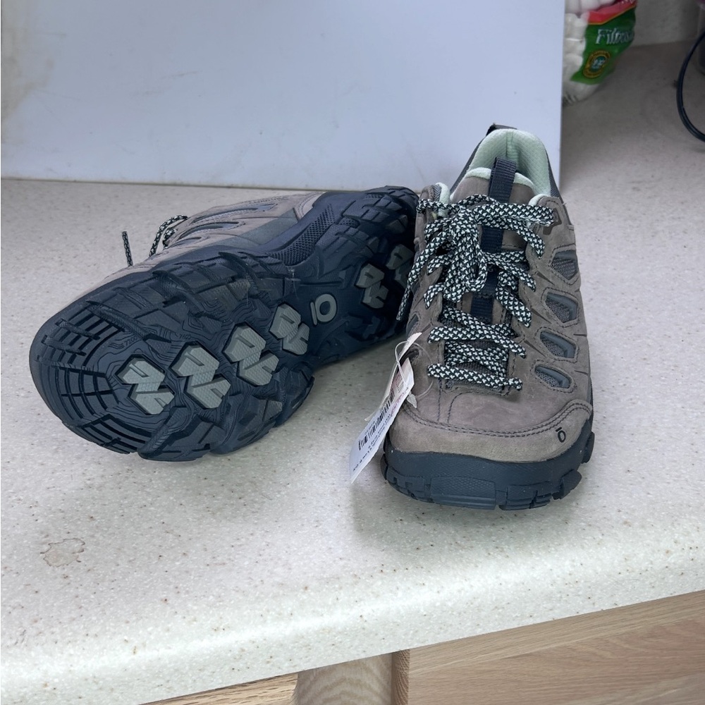 NWT Oboz Brown Hiking Shoes - Picture 3 of 5